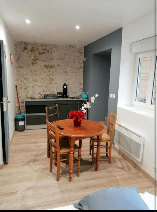 Le Studio Apartment Saint-Jean-en-Royans Exterior foto